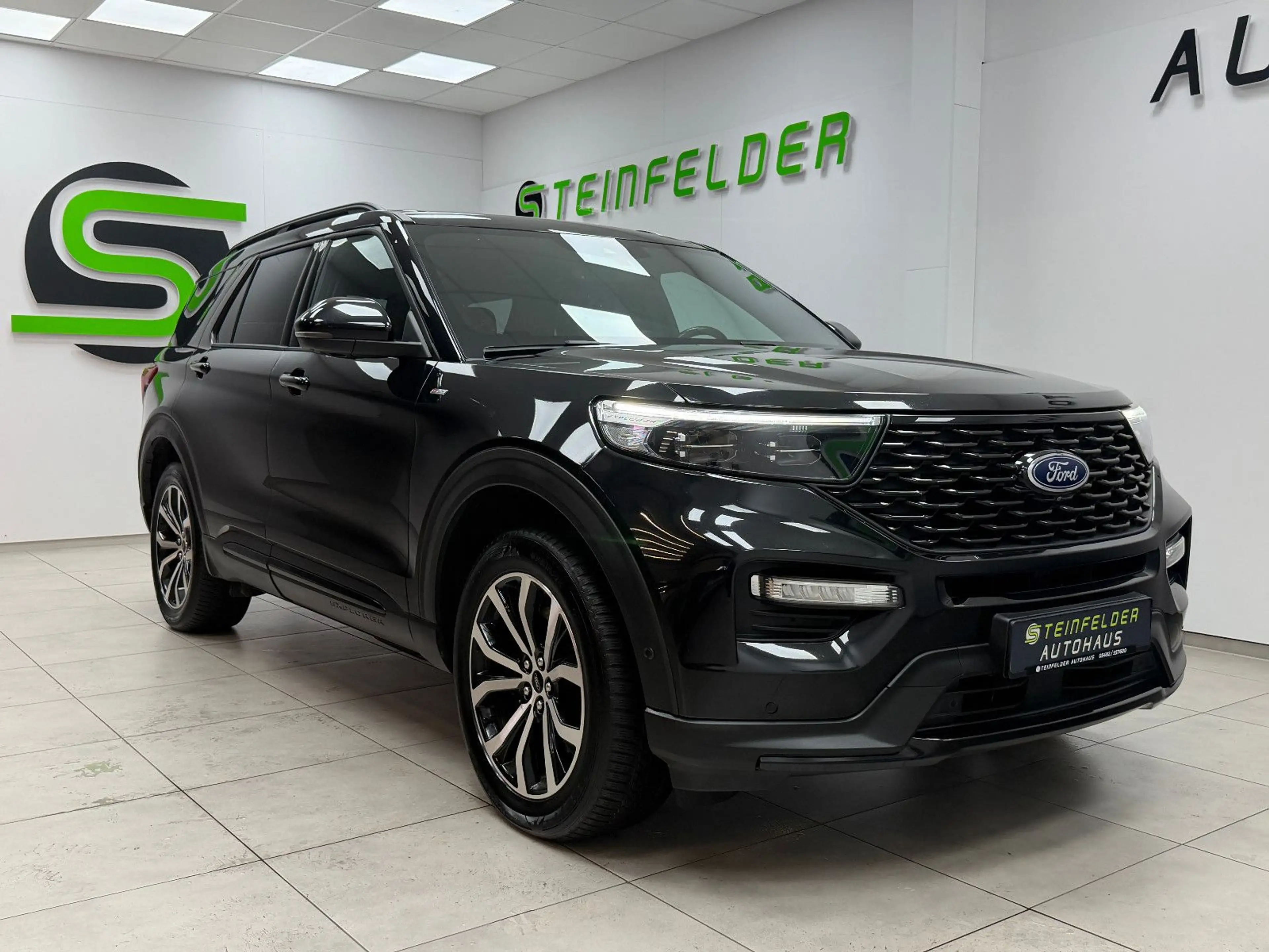 Ford Explorer ST-Line Plug-in-Hybrid 4x4 PANO/360°KAM