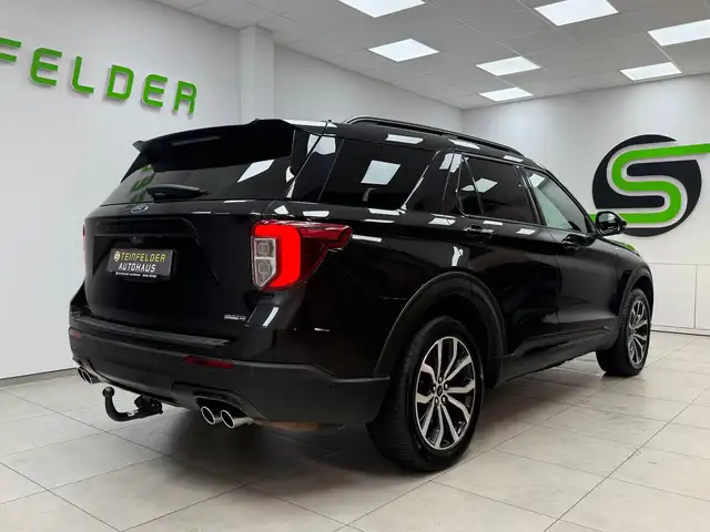Ford Explorer view 7