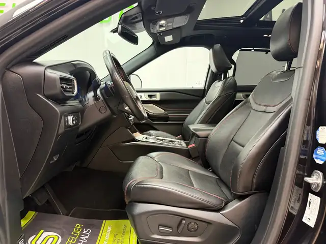Ford Explorer view 11