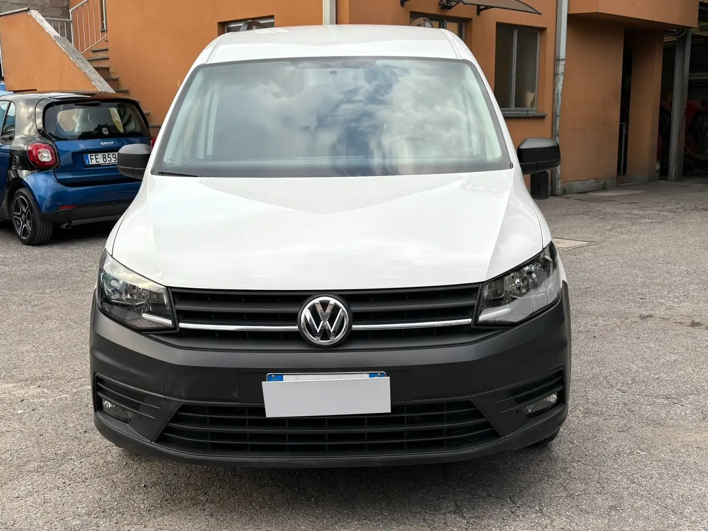 Volkswagen CADDY PASSO LUNGO DSG 102 CV - KM 100.000 Blanco - 2