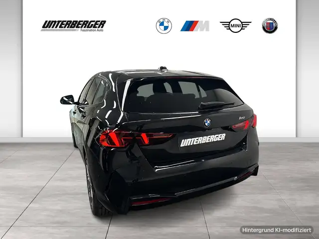 BMW 1 Series view 12