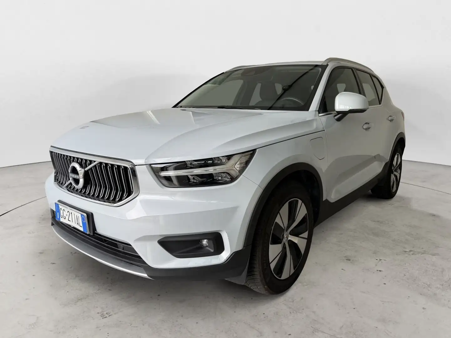 Volvo XC40 XC40 T4 Recharge Plug-in Hybrid Inscription Expre Grigio - 1