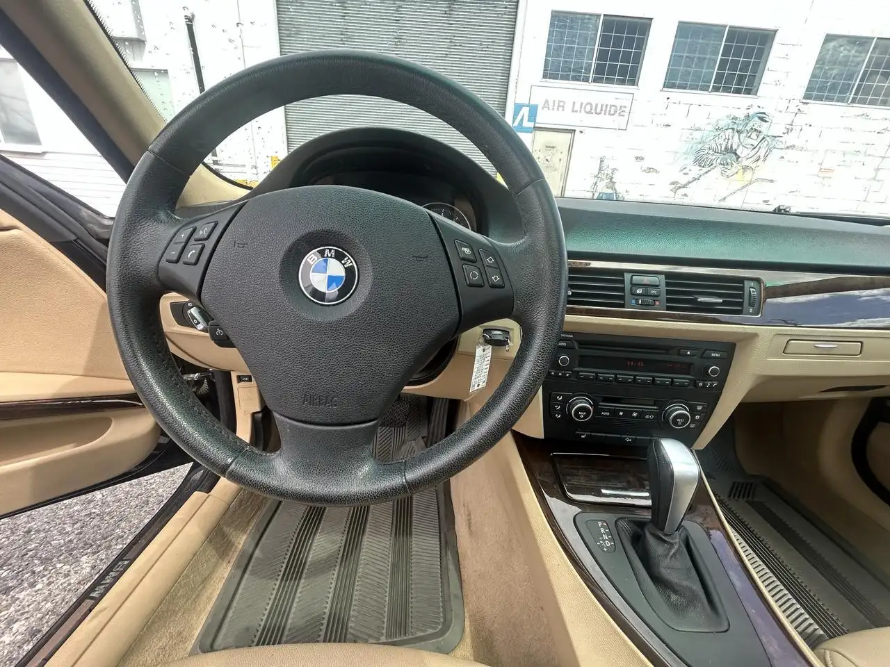 BMW 3 Series снимка BMW 3 Series