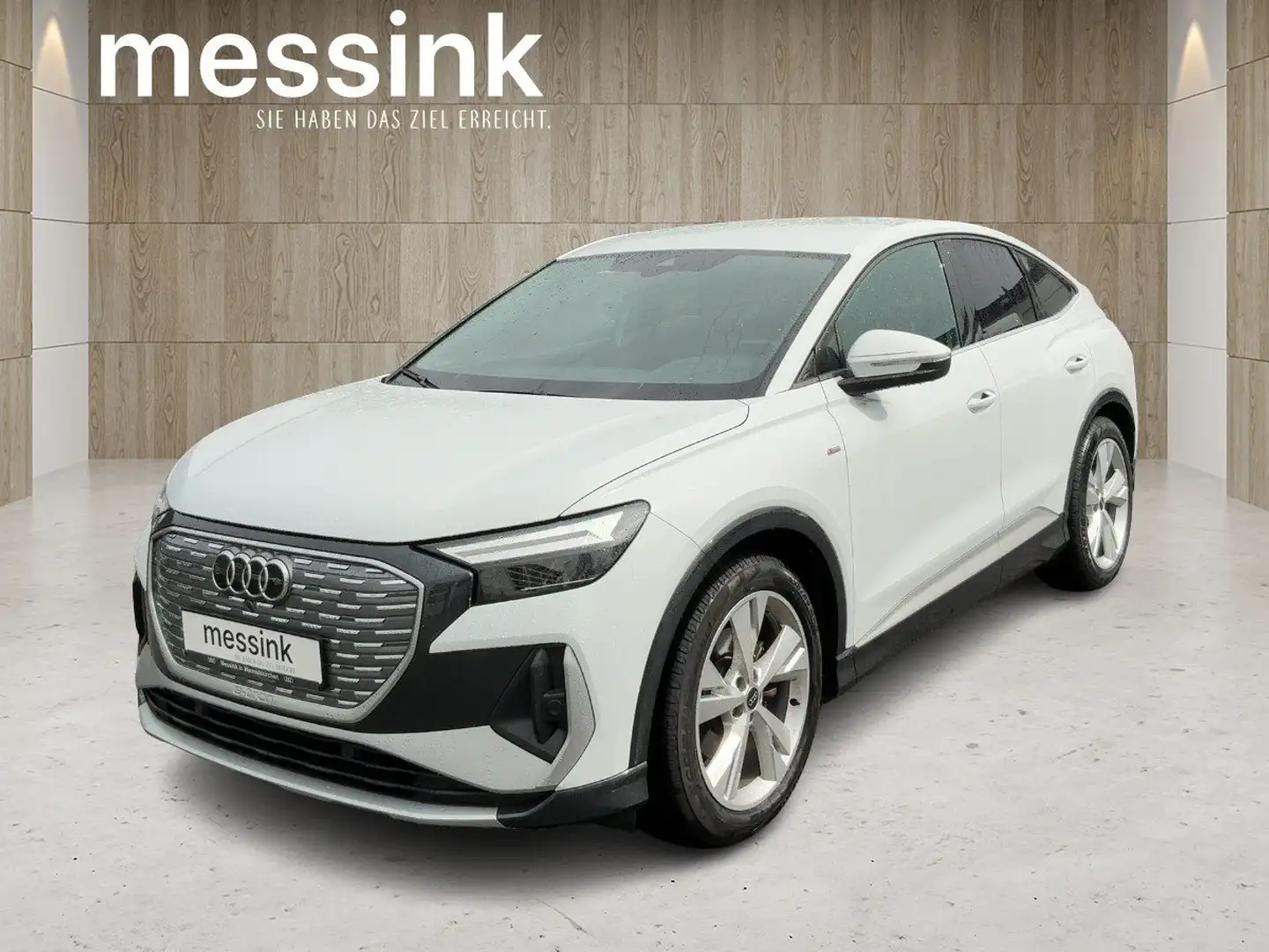 Audi Q4 e-tron 35 e-tron Sportback basis S-line Kam. Weiß - 2