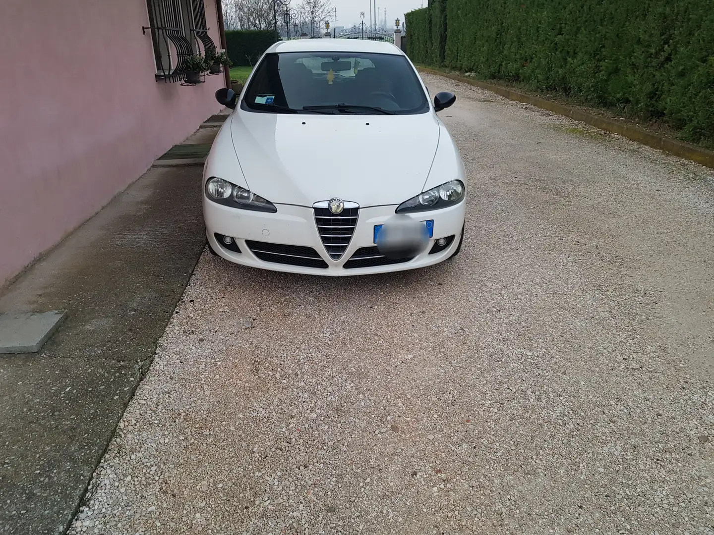 Alfa Romeo 147 147 3p 1.9 jtd C.N.C 100cv Beyaz - 2