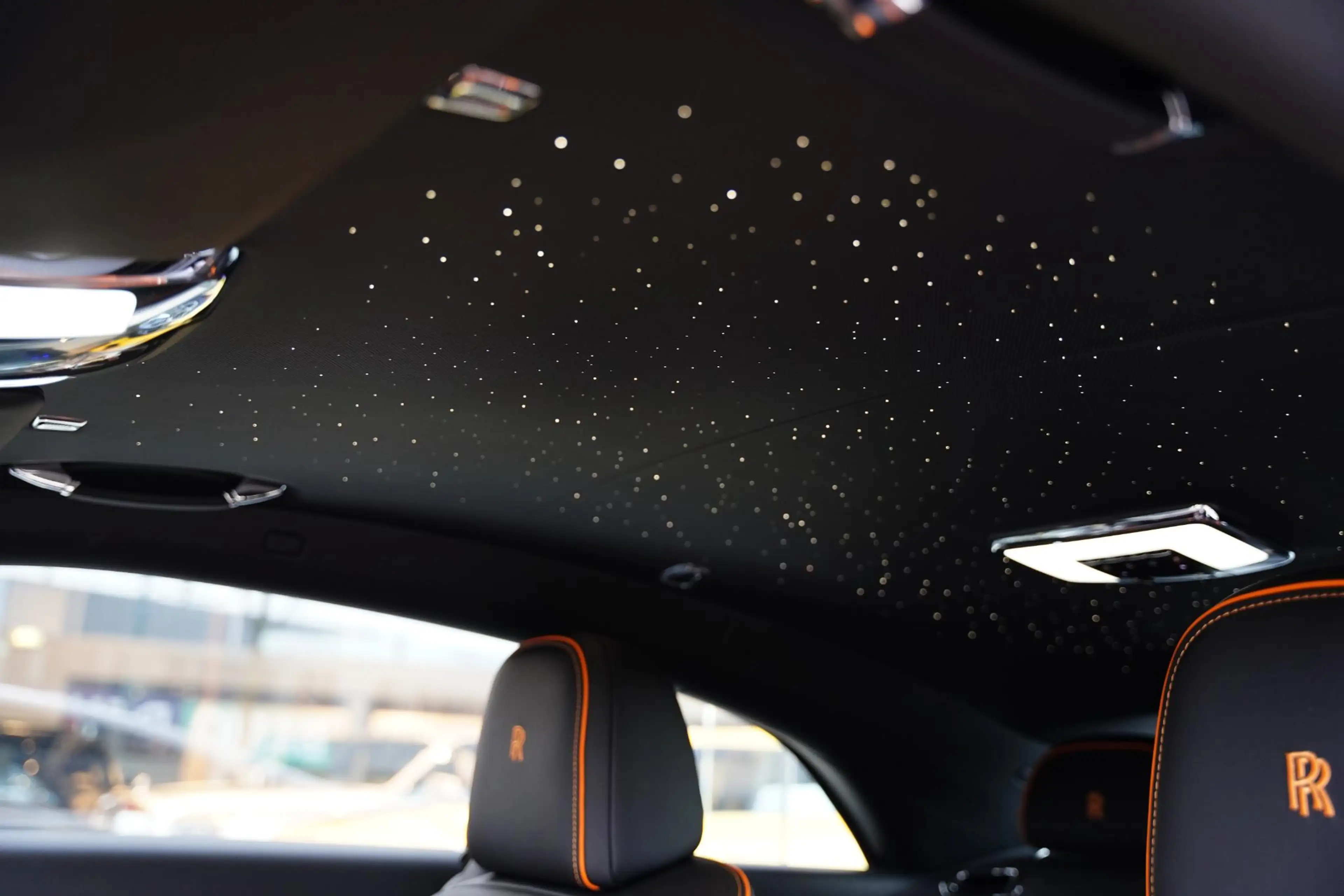 Rolls-Royce Spectre AWD / Two Tone Interior + Exterior — photo 22