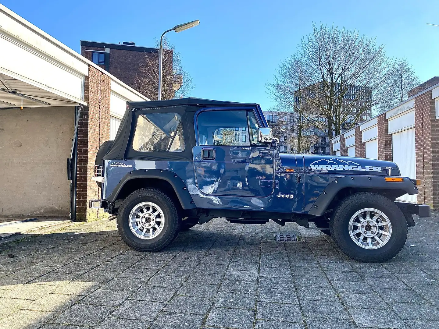 Jeep Wrangler Wrangler 4.0i Softtop Blue - 2