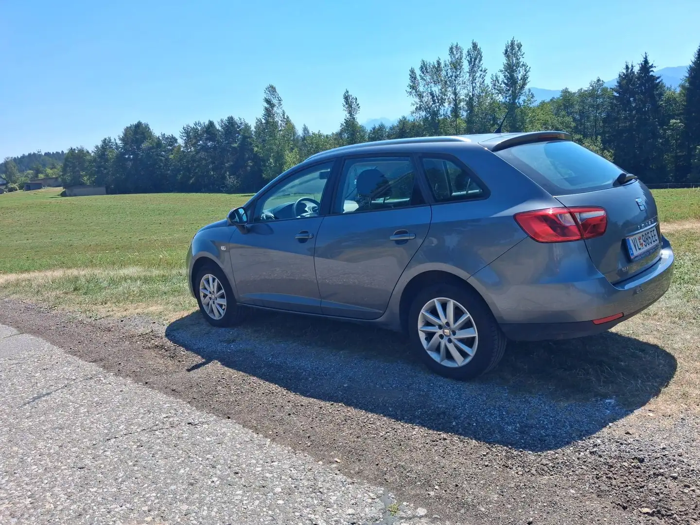SEAT Ibiza Ibiza ST Chili 1,2 Chili Grau - 1