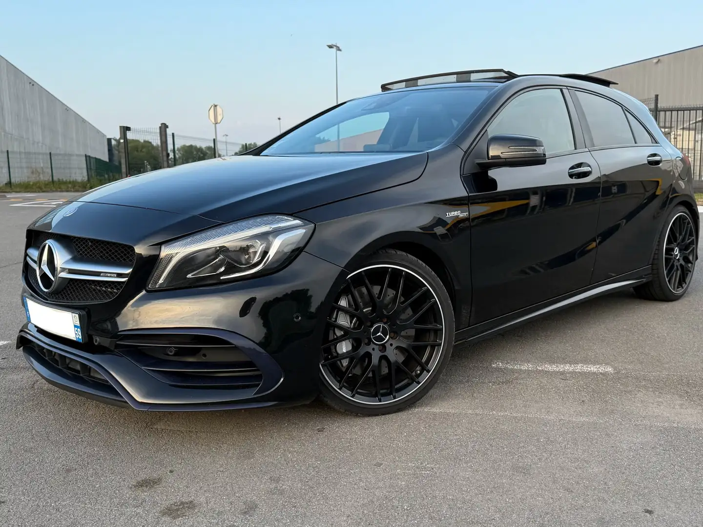 Mercedes-Benz A 45 AMG Classe A 45 Mercedes-AMG A Speedshift DCT 4-Matic Noir - 1