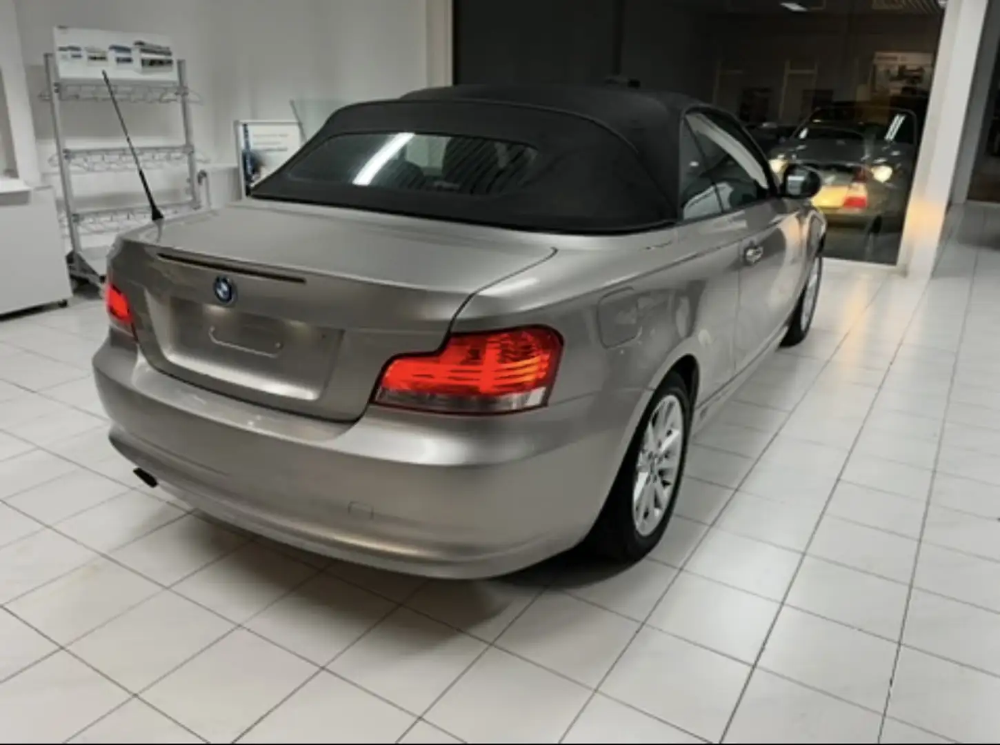 BMW 118 118i Beige - 1