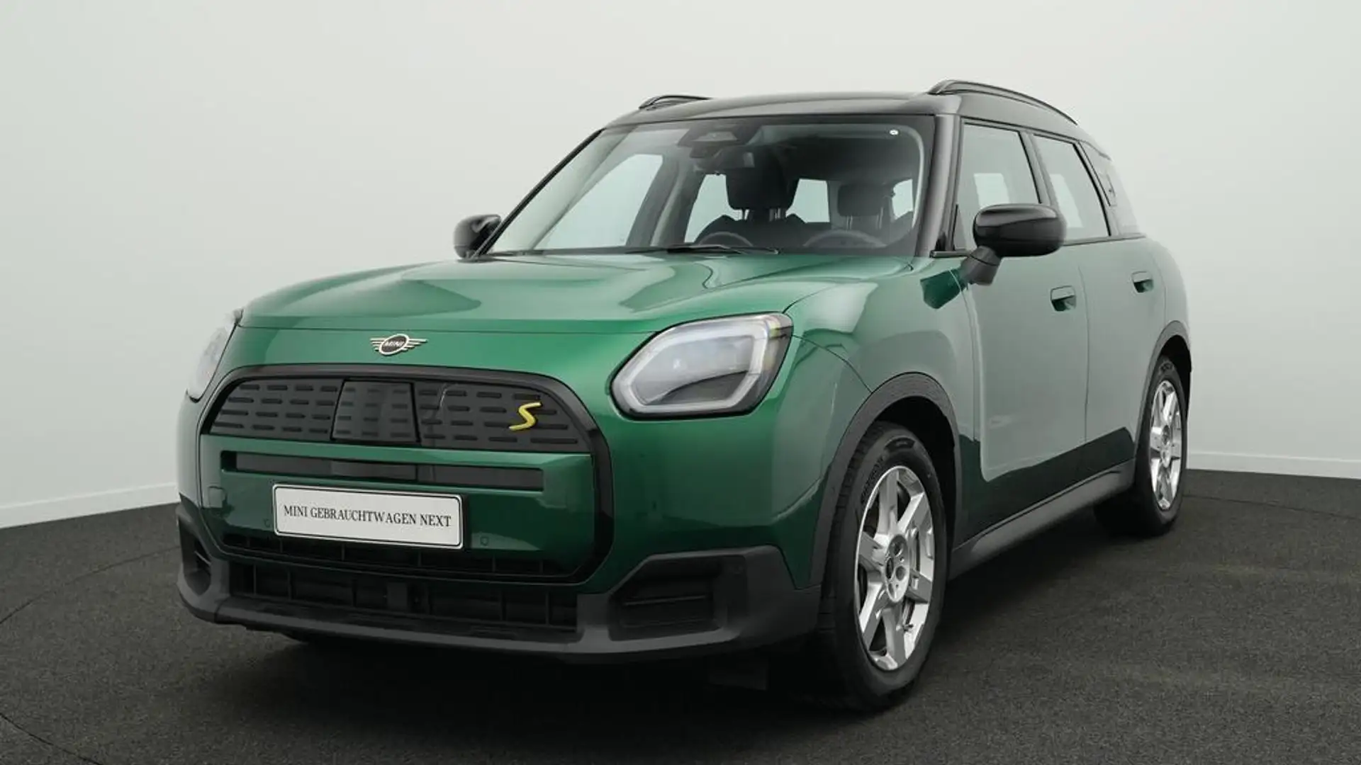 MINI Countryman SE All4 Classic Trim Grün - 1