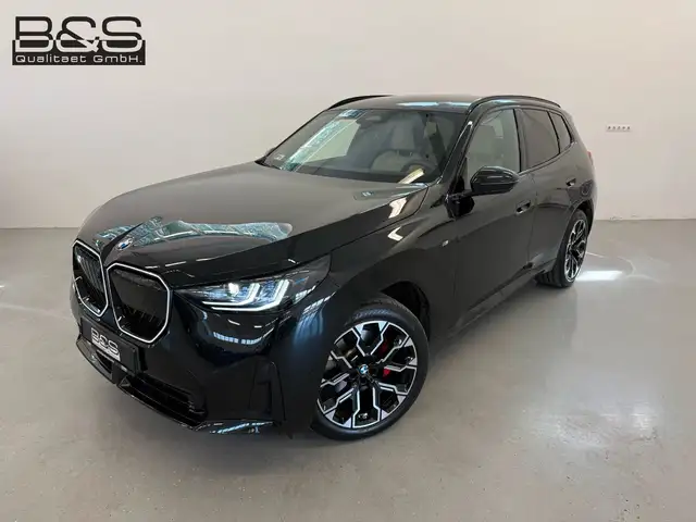 BMW X3 view 2