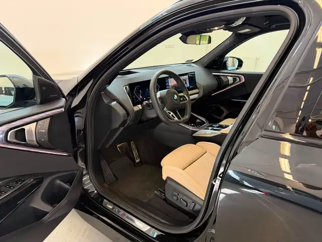 BMW X3 view 11