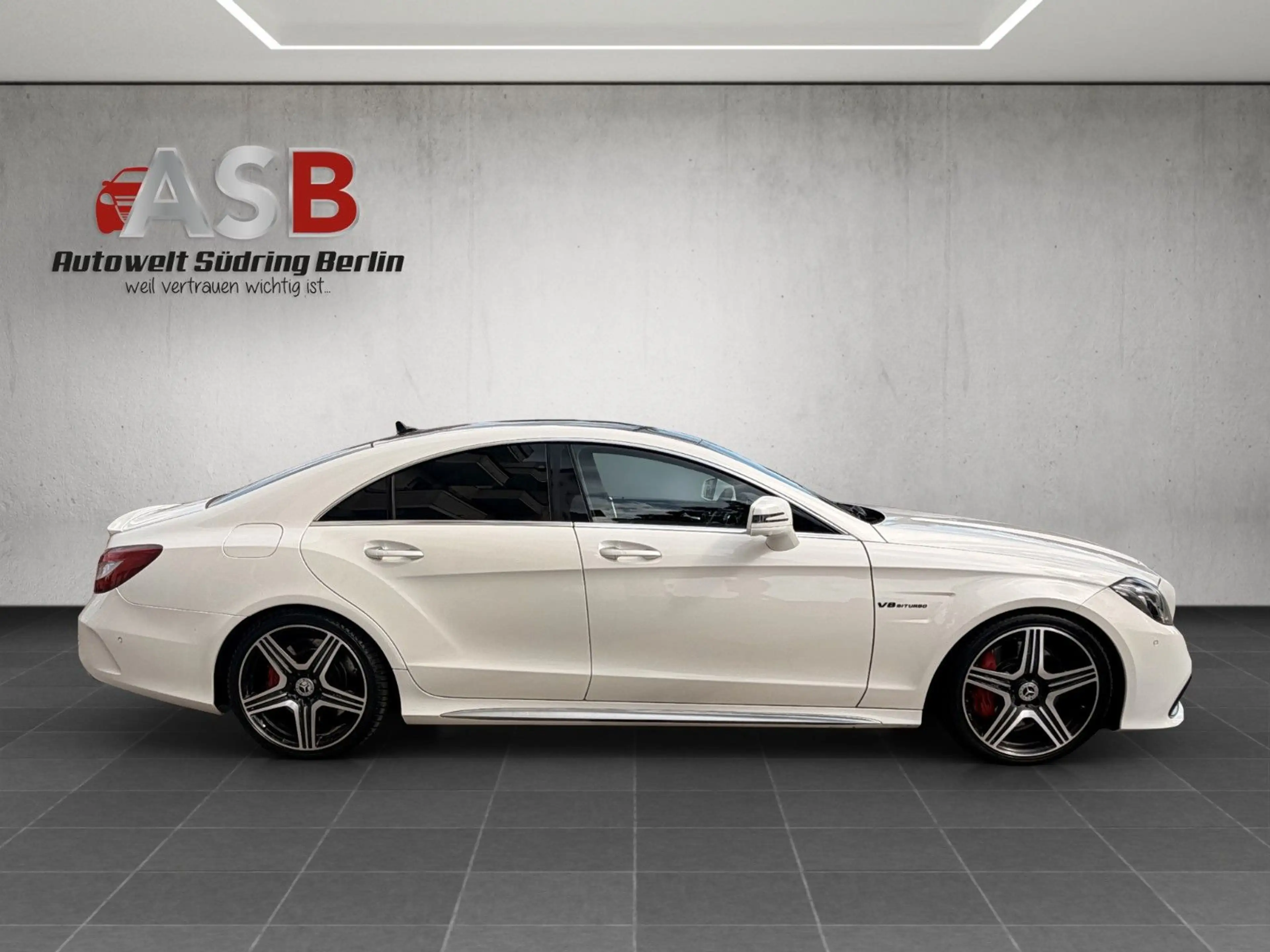Mercedes-Benz CLS 63 AMG CLS 63 S AMG 4Matic*Comand*ILS LED* AMG Driver's — photo 7