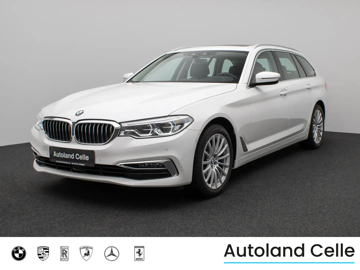 BMW 520 Luxury Line Panorama Kamera HUD DAB HiFi Weiß - 1