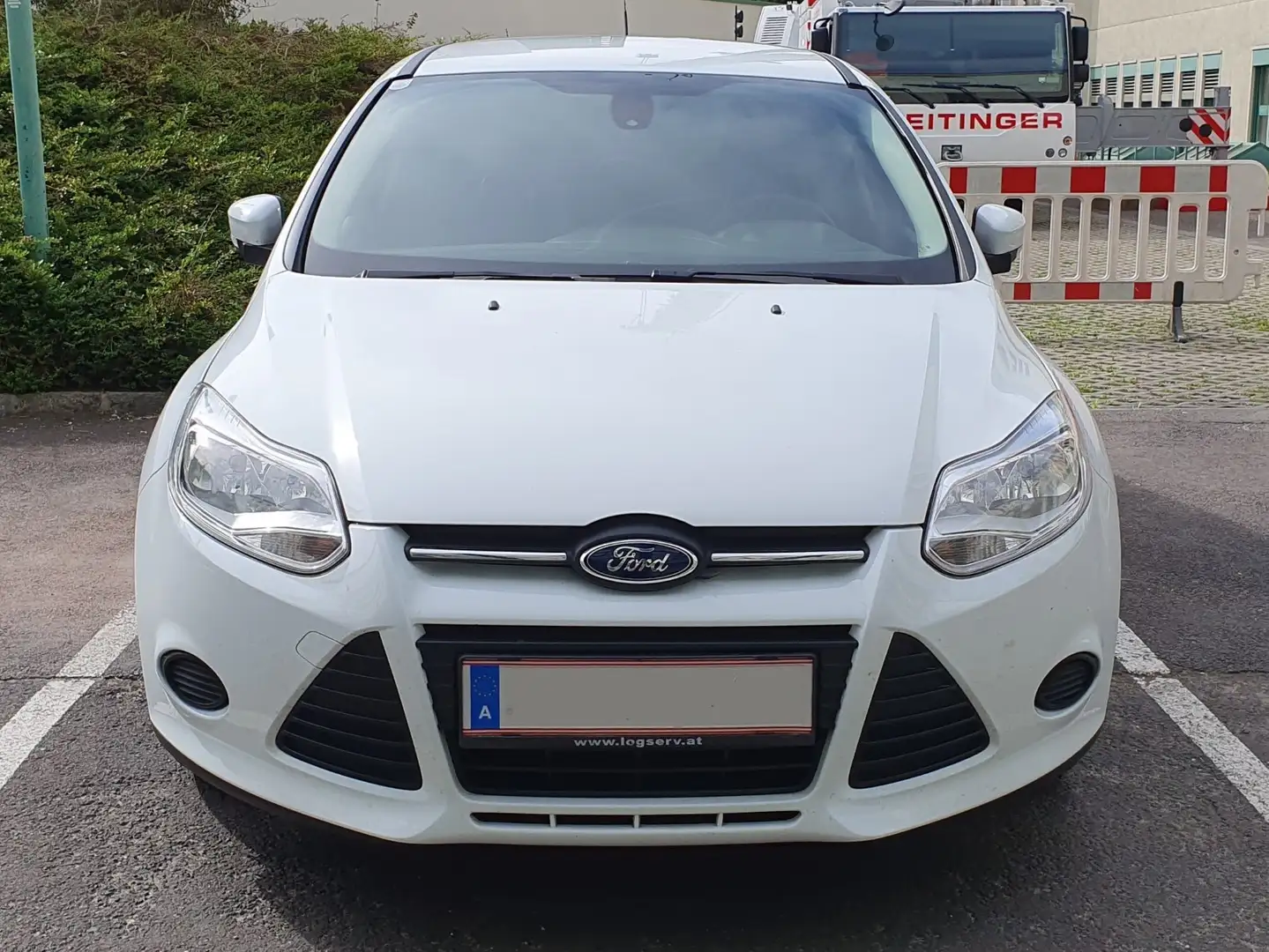 Ford Focus Easy 1,0 EcoBoost Weiß - 2