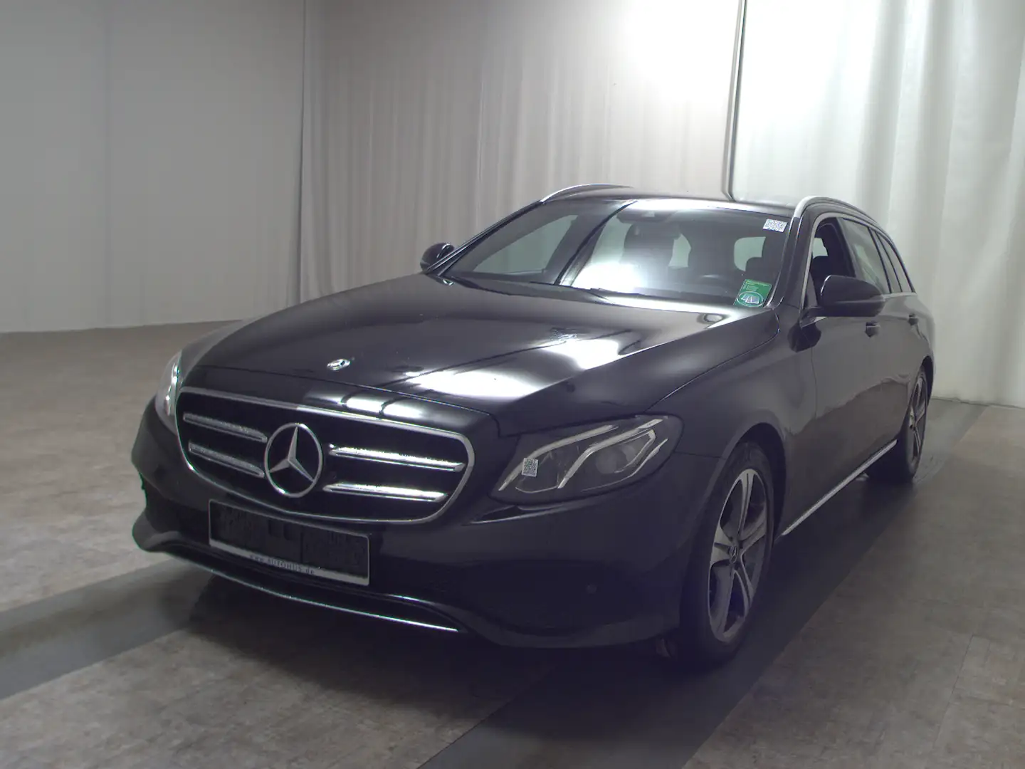 Mercedes-Benz E 350 d T Avantgarde Luft Navi LED Leder COMAND Noir - 2