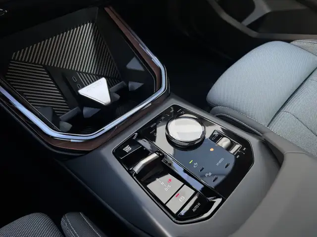 BMW X3 view 13