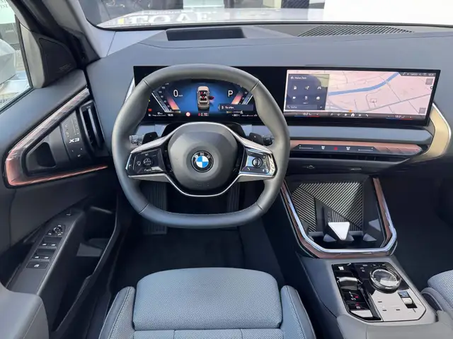 BMW X3 view 7