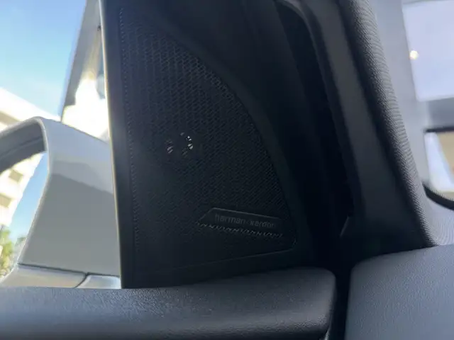 BMW X3 view 18