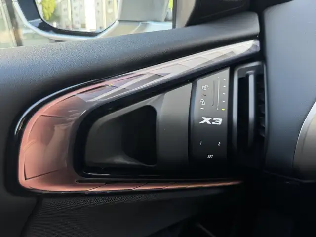 BMW X3 view 19