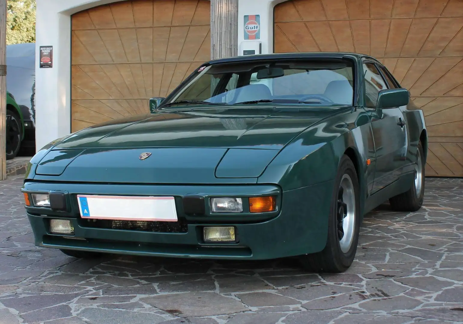 Porsche 944 944 Grün - 1