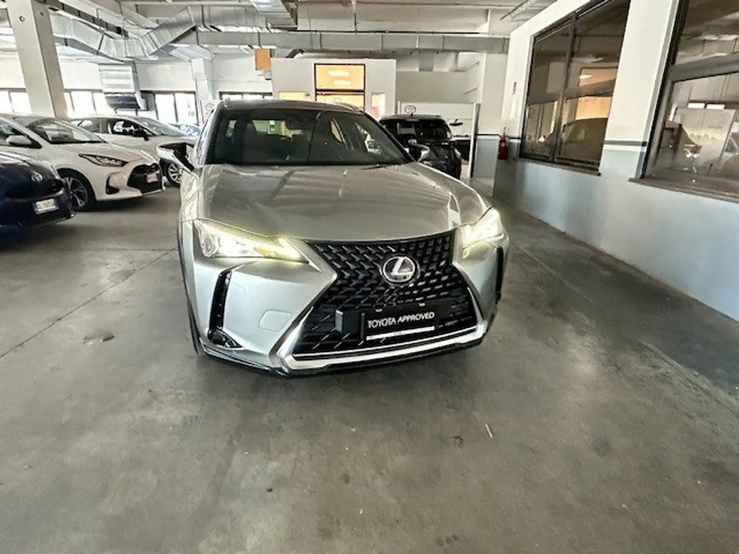 Lexus UX 200 UX 250h 2.0 Business 2wd cvt my20 Grigio - 1