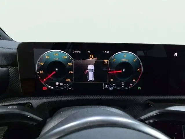 Mercedes-Benz CLA view 12
