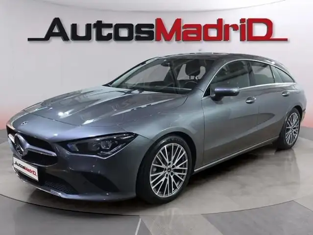 Mercedes-Benz CLA view 3