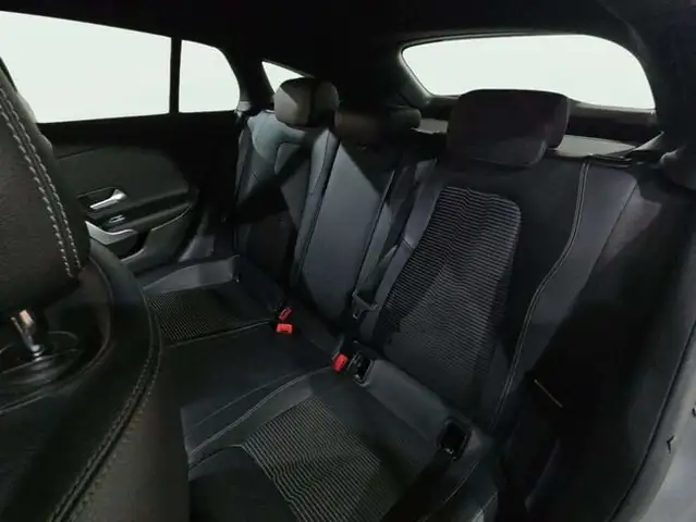Mercedes-Benz CLA view 15