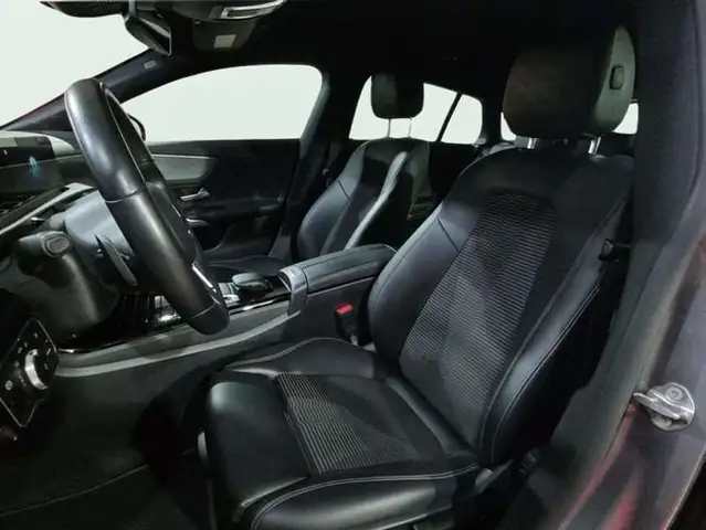 Mercedes-Benz CLA view 13