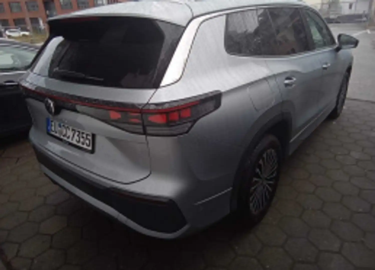 Volkswagen Tayron Life 2,0 DT110 TDID7F Silber - 2