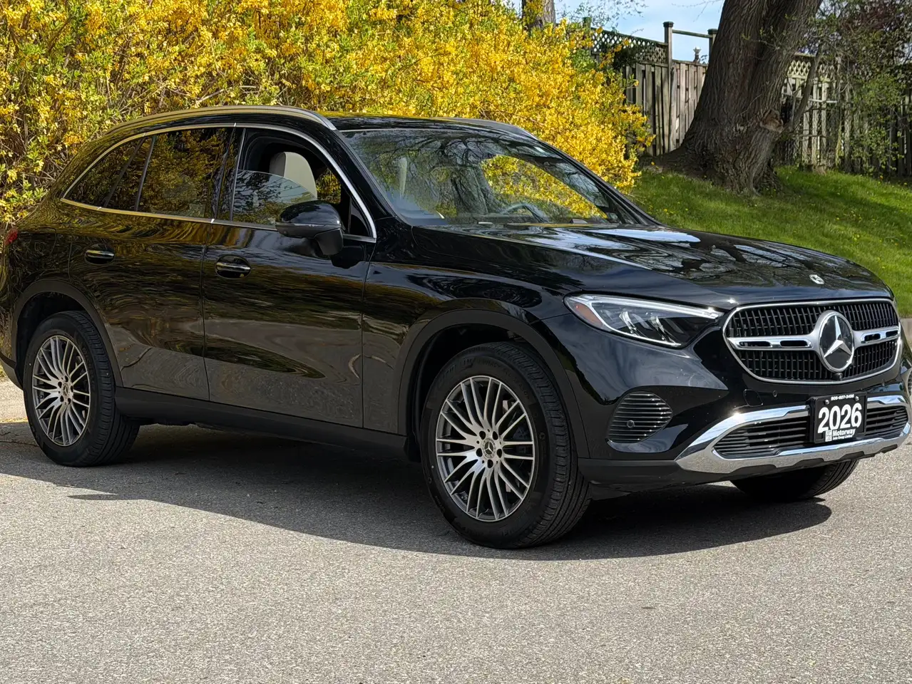 Mercedes-Benz GLC снимка Mercedes-Benz GLC