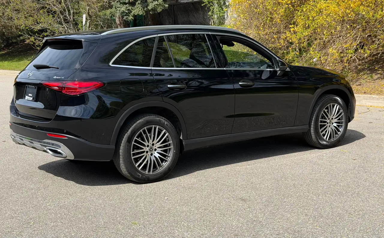 Mercedes-Benz GLC снимка Mercedes-Benz GLC