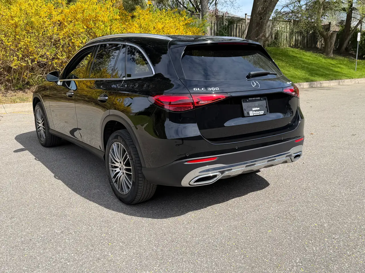 Mercedes-Benz GLC снимка Mercedes-Benz GLC