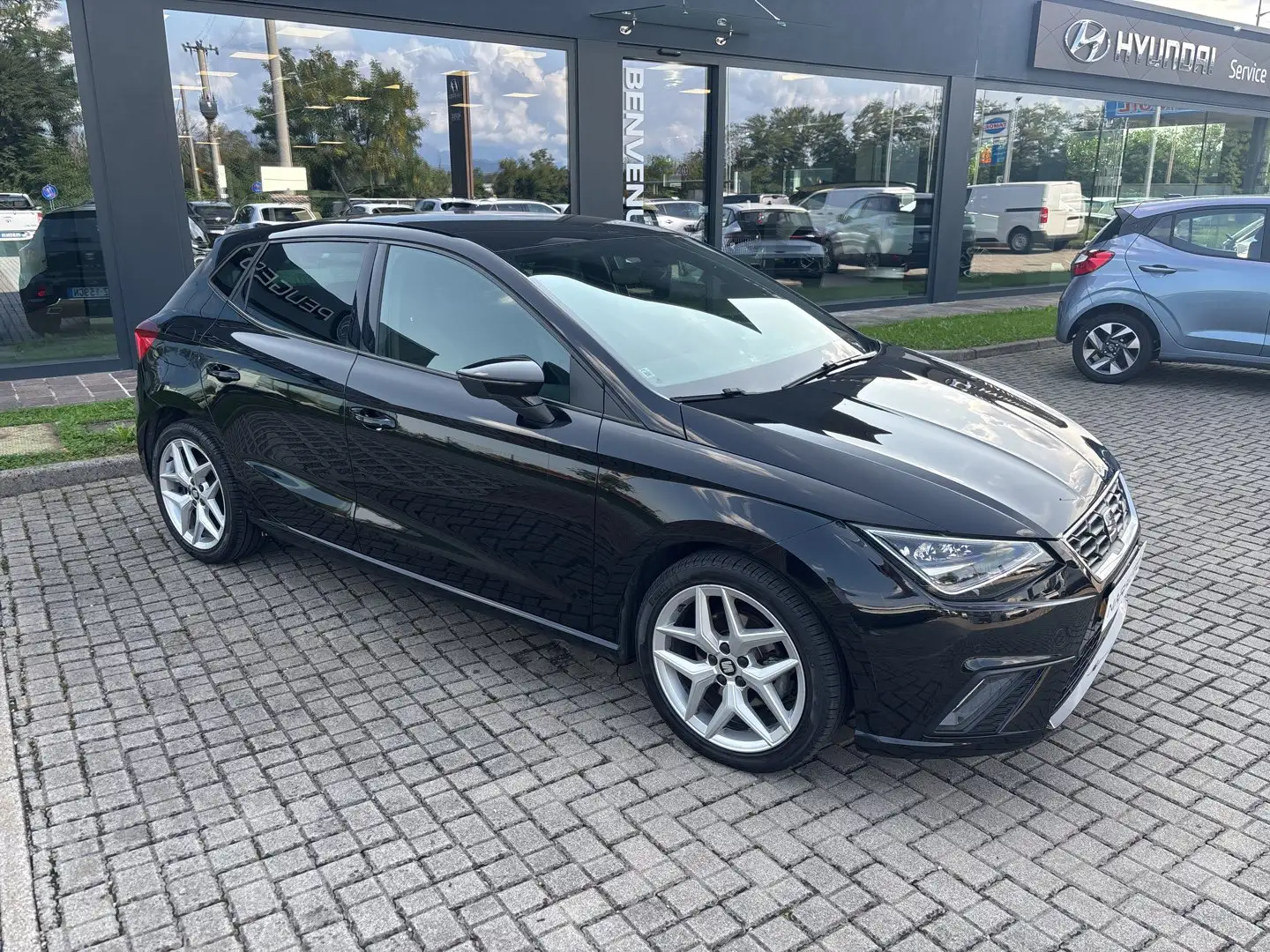 SEAT Ibiza Ibiza 1.6 TDI 95 CV 5 porte FR Nero - 2