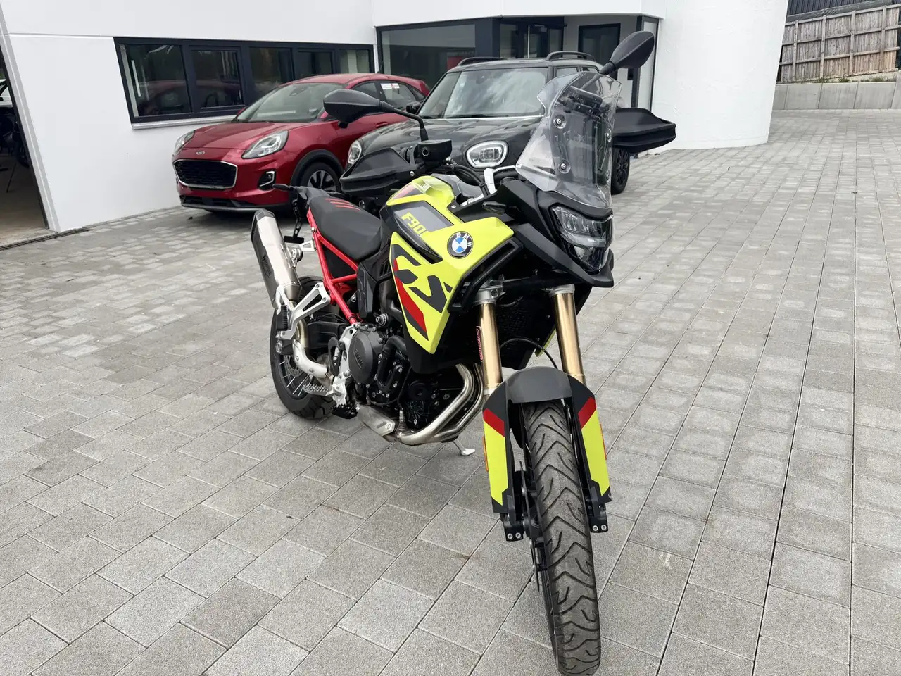 BMW F 900 GS