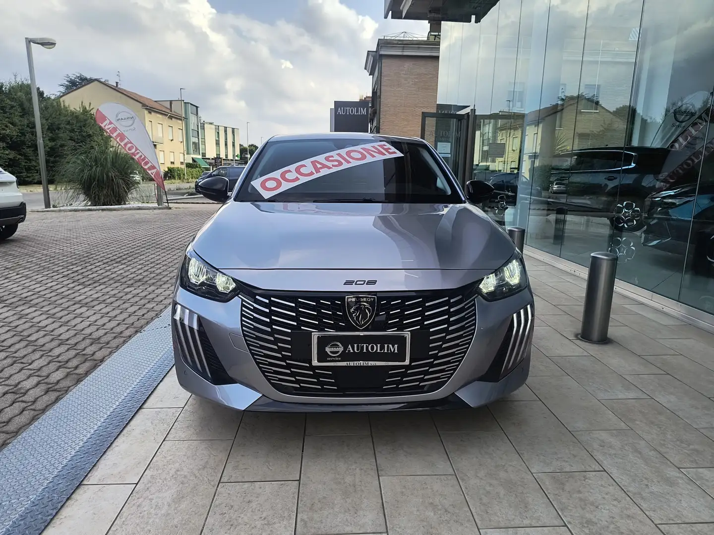 Peugeot 208 1.2 100cv Allure + Vision+Navi+Drive Assit+Keyless Grigio - 2