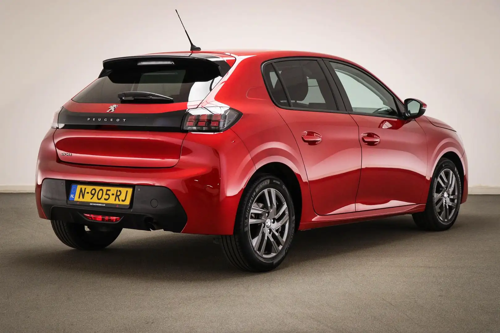 Peugeot 208 1.2 PureTech Blue Lease Active | NAVIGATIE | LED | Rot - 2