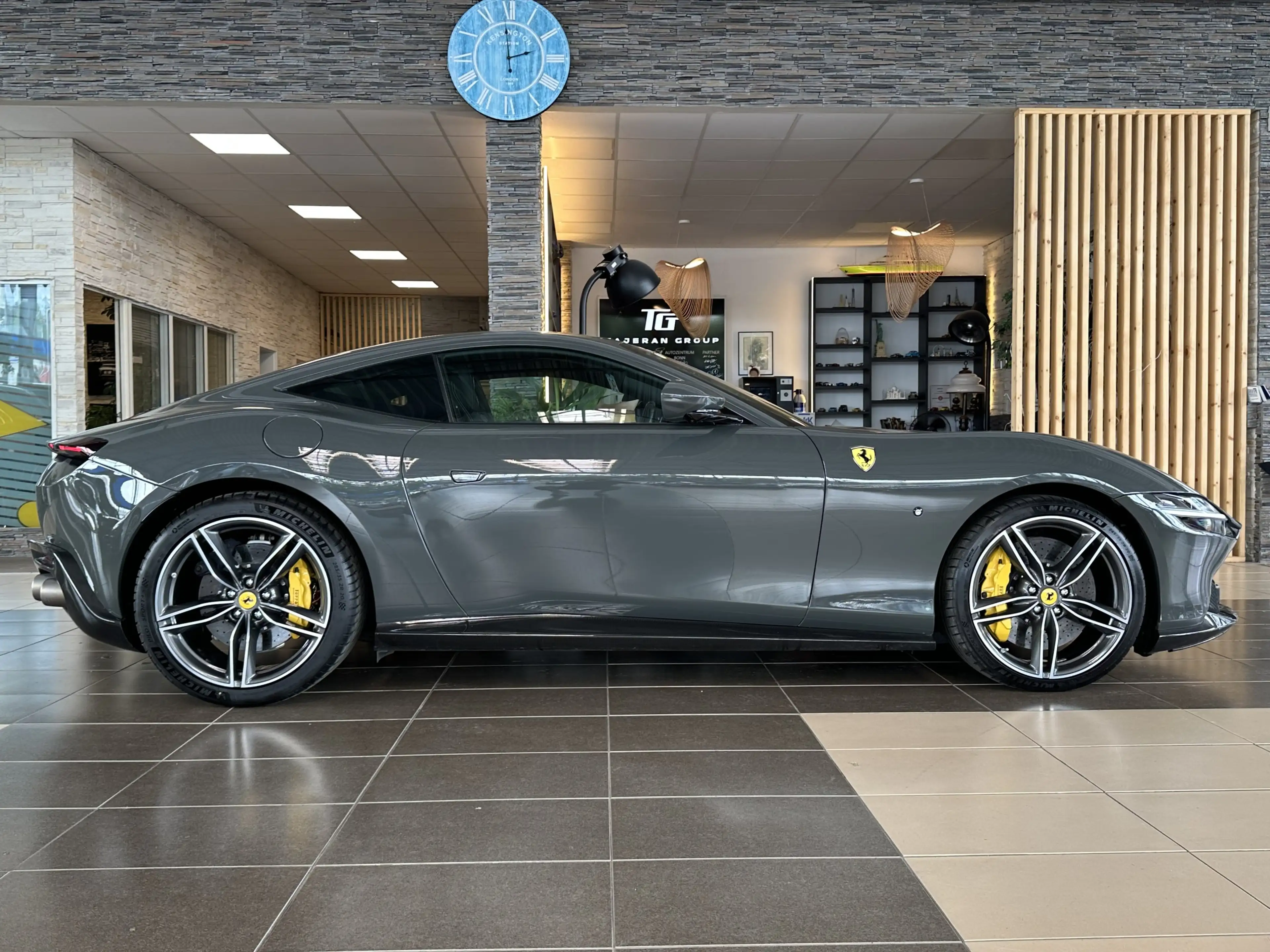 Ferrari Roma Voll Carbon 360Kam JBL MagneRide Carplay — photo 9
