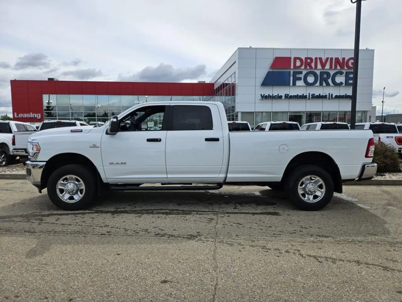 RAM 2500 снимка RAM 2500