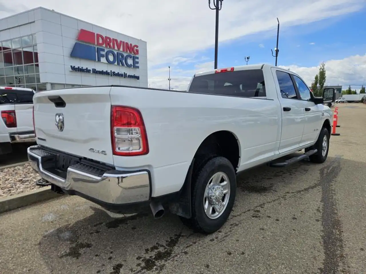 RAM 2500 снимка RAM 2500