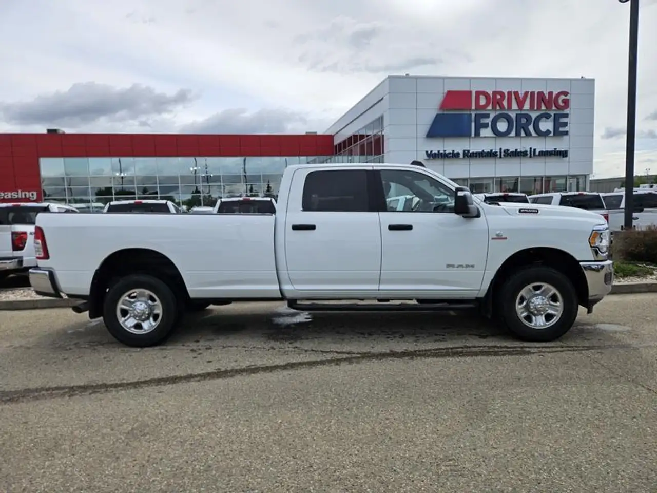 RAM 2500 снимка RAM 2500