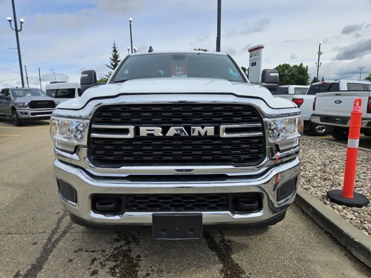 RAM 2500 снимка RAM 2500