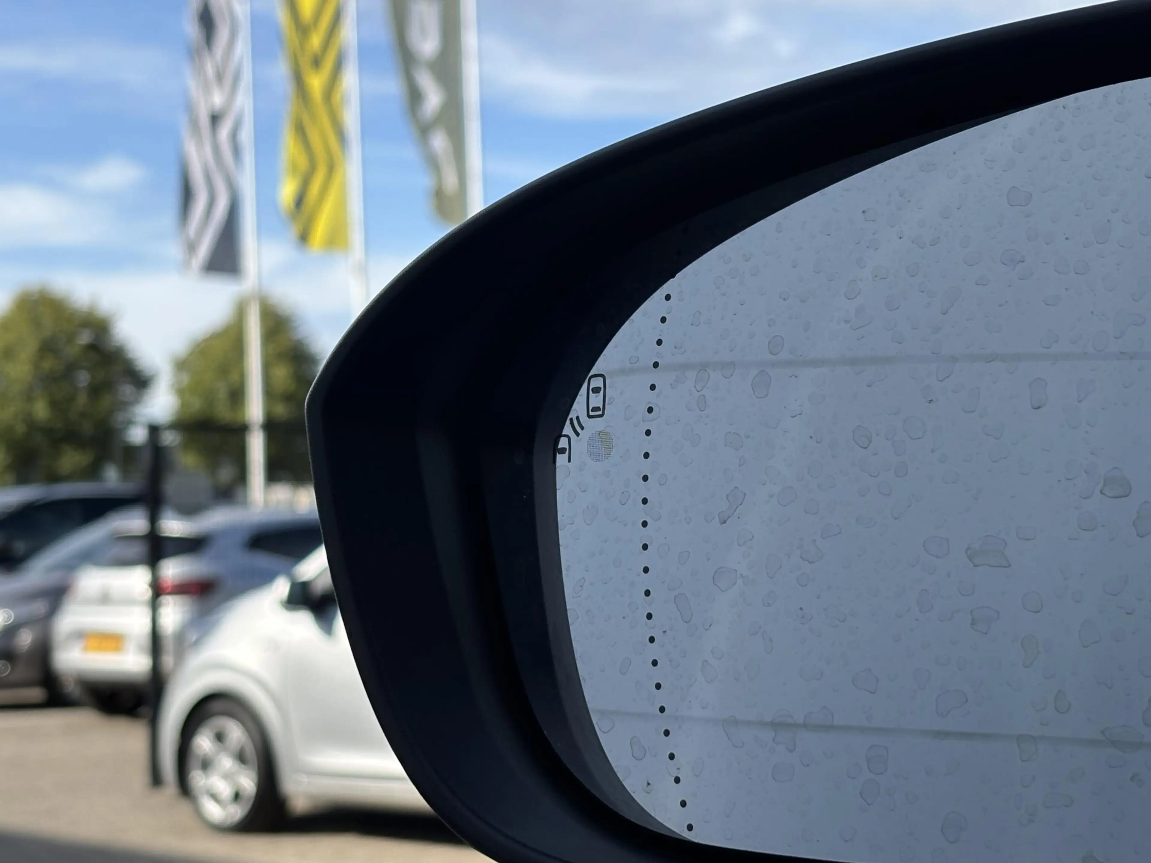 Renault Rafale 1.2 E-Tech 4x4 plug-in hybrid 300 atelier Alpine F — photo 15