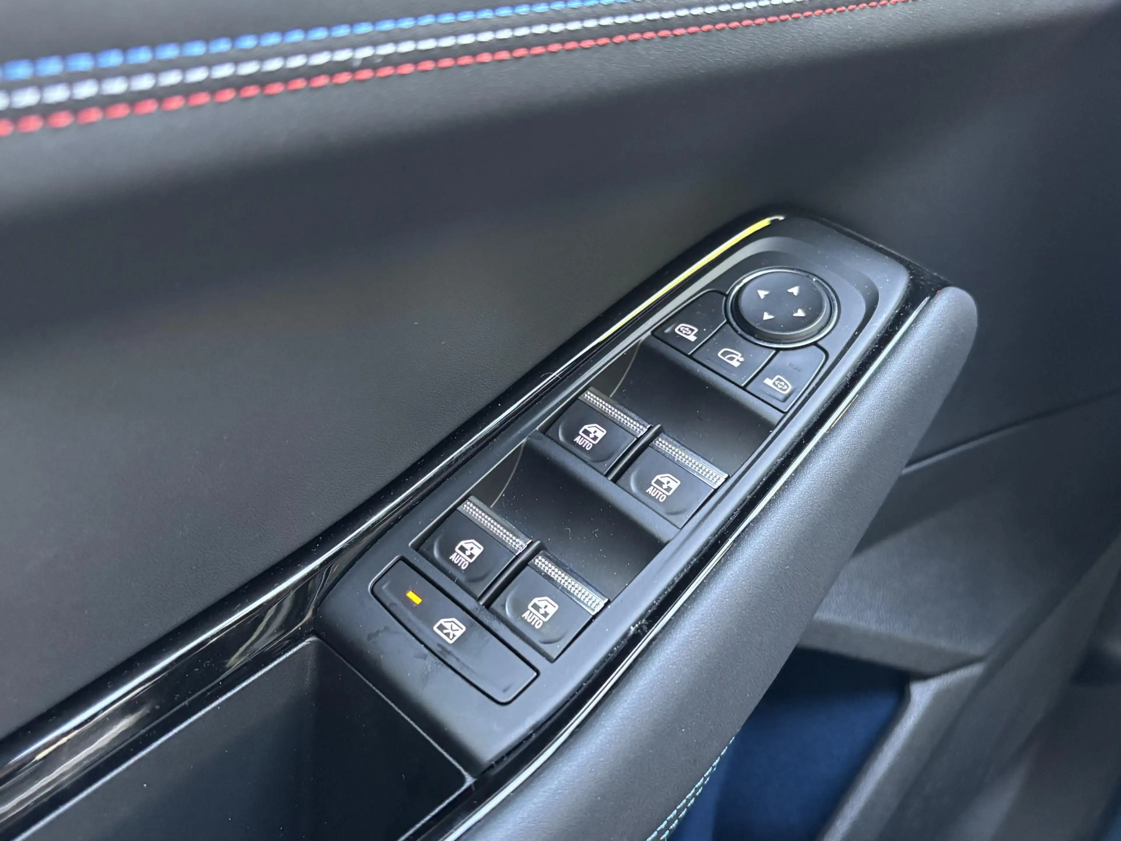 Renault Rafale 1.2 E-Tech 4x4 plug-in hybrid 300 atelier Alpine F — photo 21