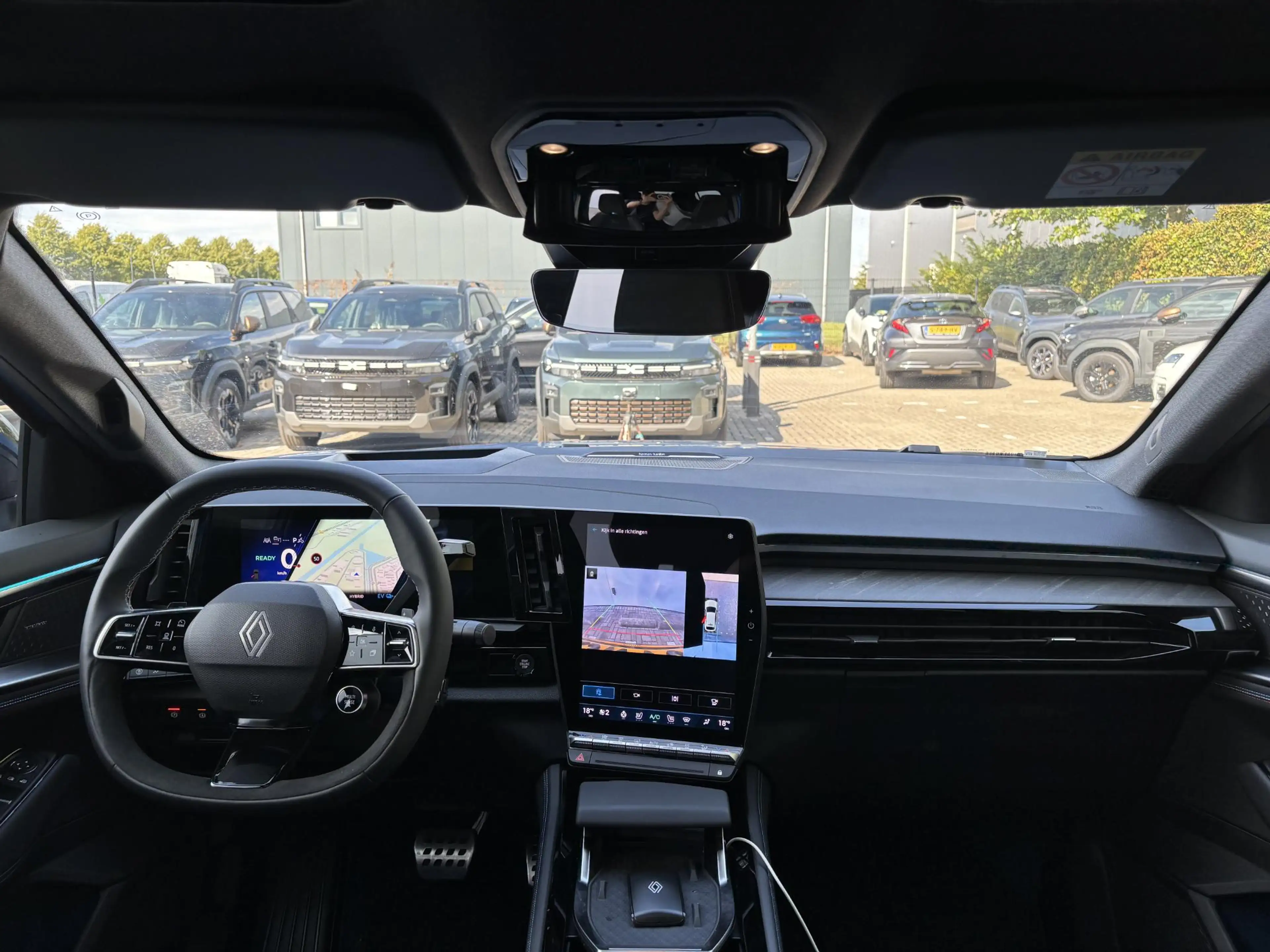 Renault Rafale 1.2 E-Tech 4x4 plug-in hybrid 300 atelier Alpine F — photo 3