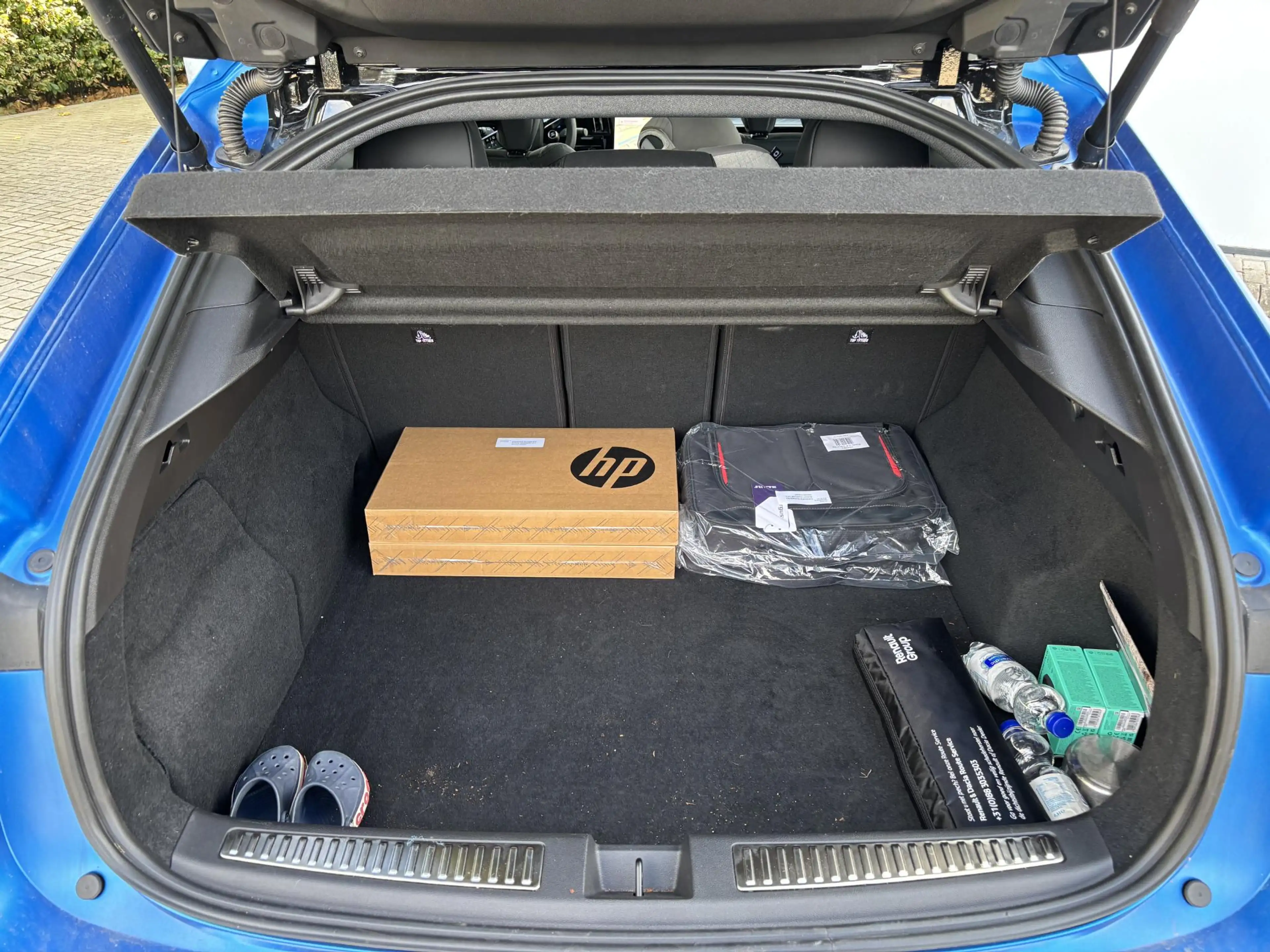 Renault Rafale 1.2 E-Tech 4x4 plug-in hybrid 300 atelier Alpine F — photo 9