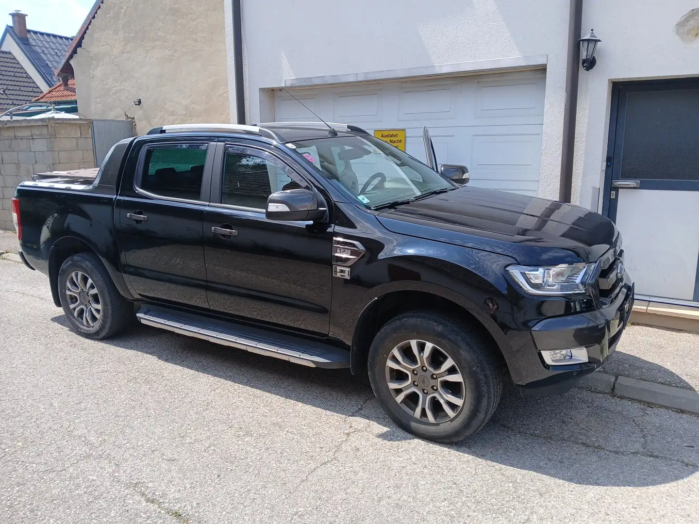 Ford Ranger 2AB/SA2W4P/59EBJ4 Schwarz - 2