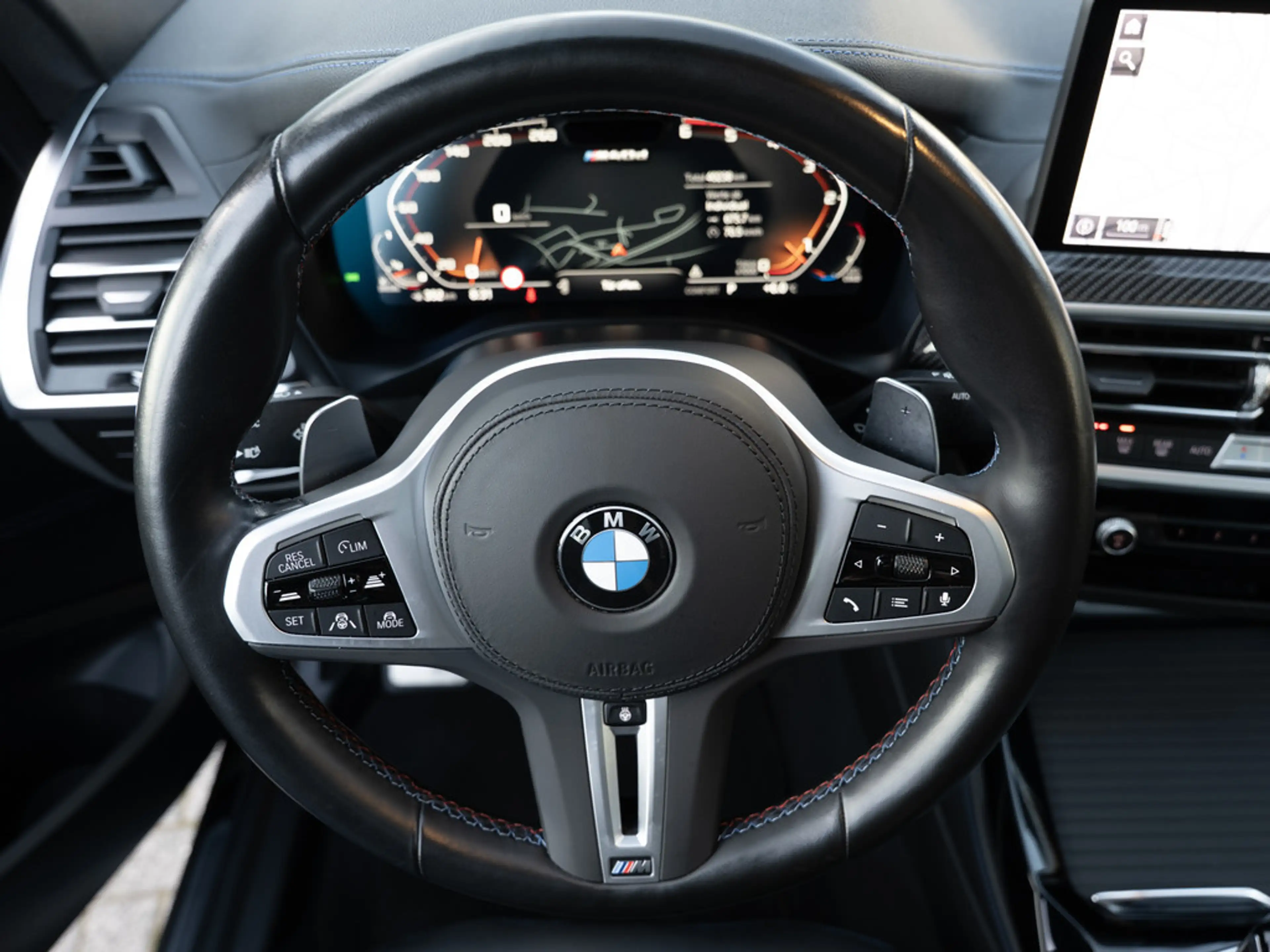 BMW X4 40d xDrive FACEL. PANO AHK HUD 360° LASER — photo 15